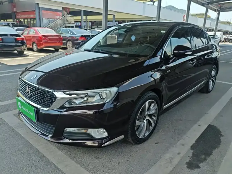 DS 5LS, 2015