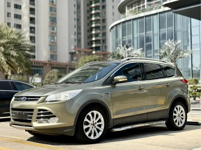 Ford Kuga, 2014