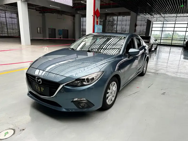Mazda 3 Axela, 2014