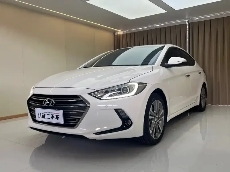 Hyundai Elantra, 2018