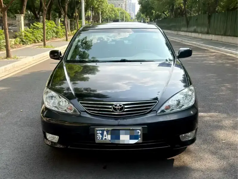 Toyota Camry, 2005