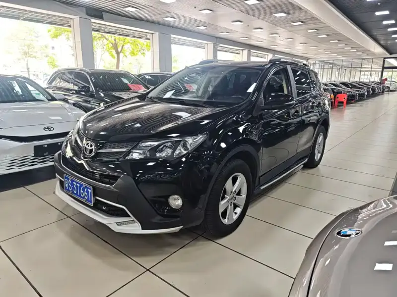 Toyota RAV4, 2014