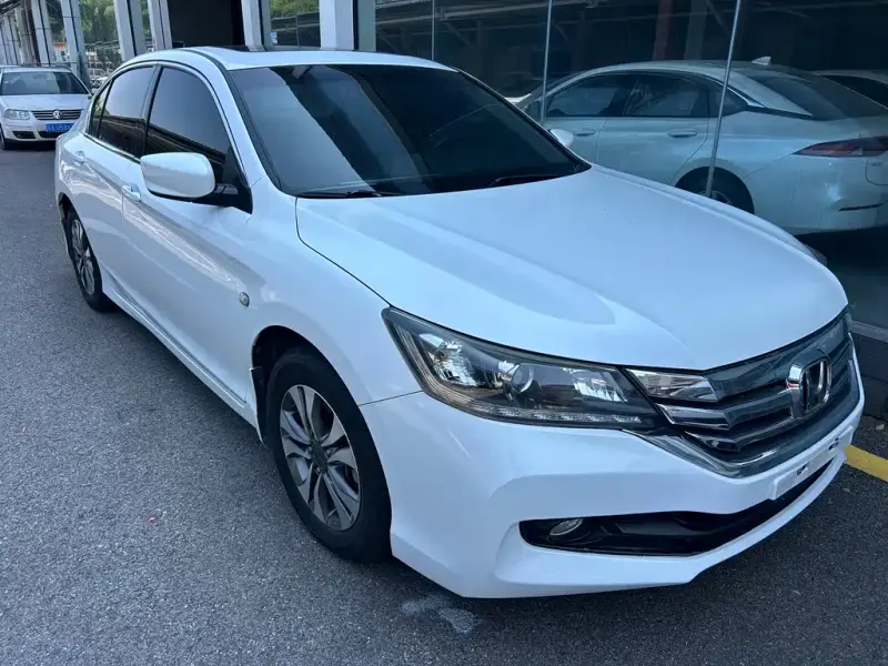 Honda Accord, 2015