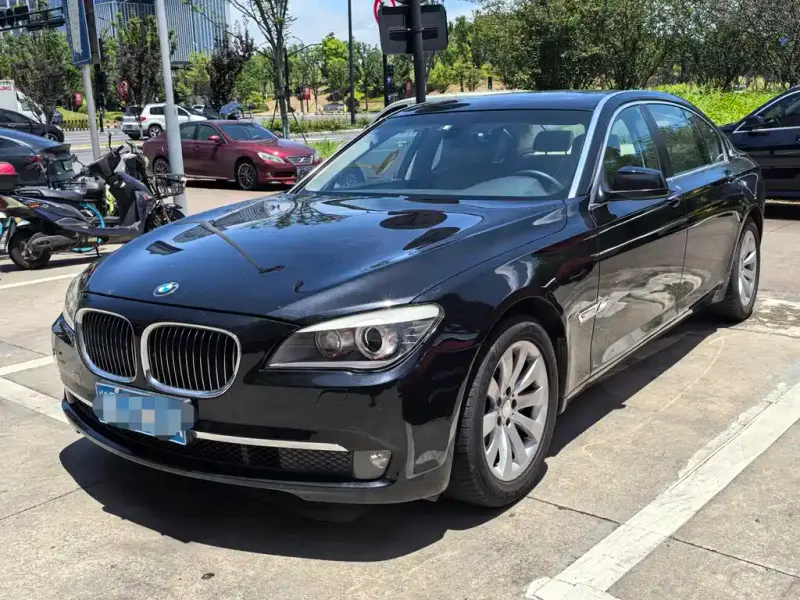 BMW 7 Series, 2011