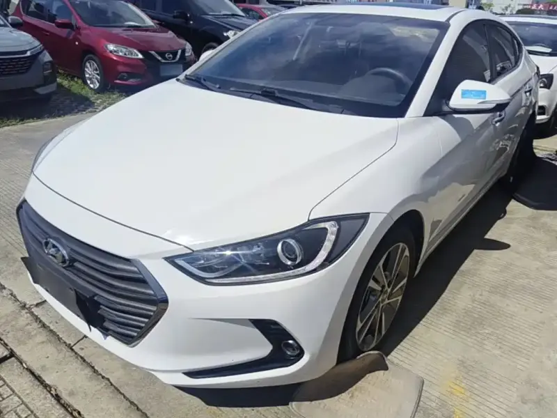 Hyundai Elantra, 2019