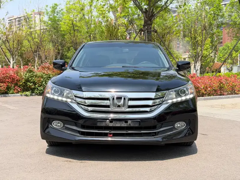 Honda Accord, 2015