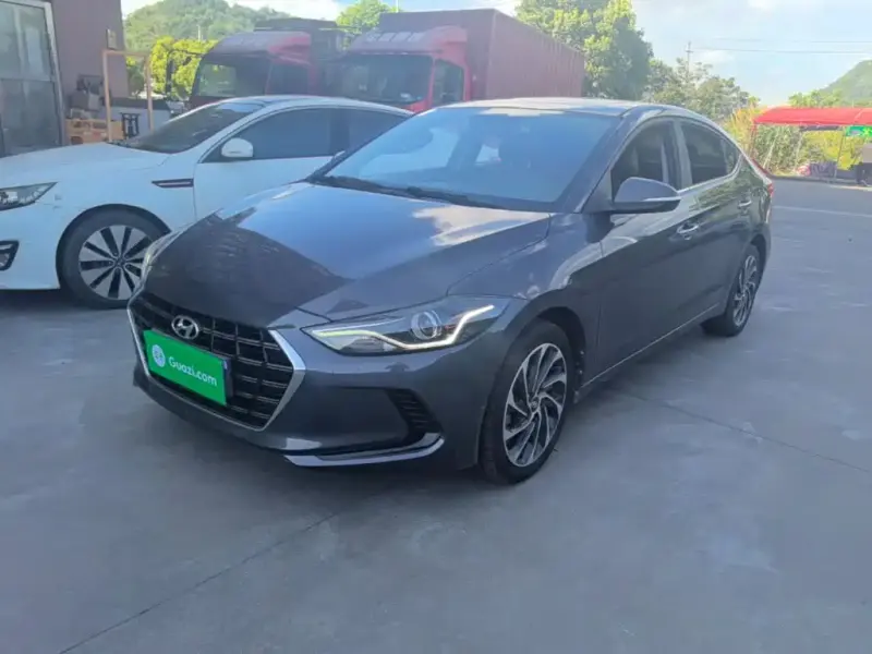 Hyundai Elantra, 2020