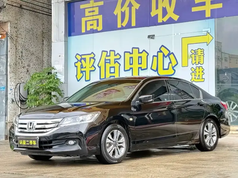 Honda Accord, 2016