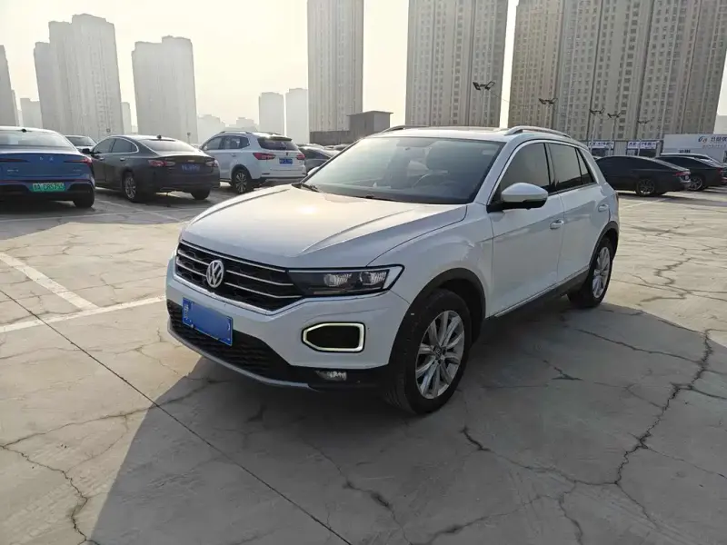 Volkswagen T-Roc, 2020
