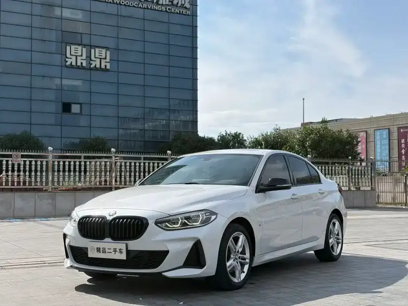 BMW 1 Series, 2021