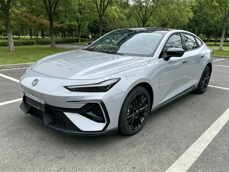 Changan UNI-V, 2025