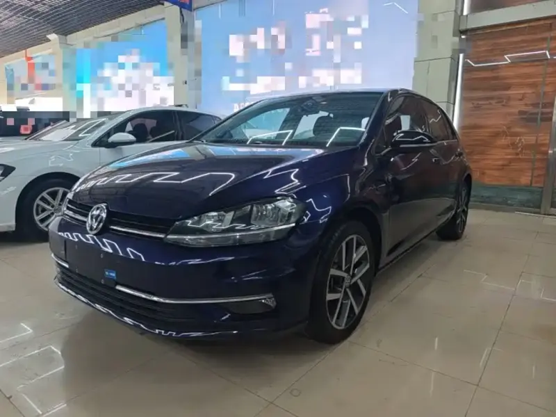 Volkswagen Golf, 2020