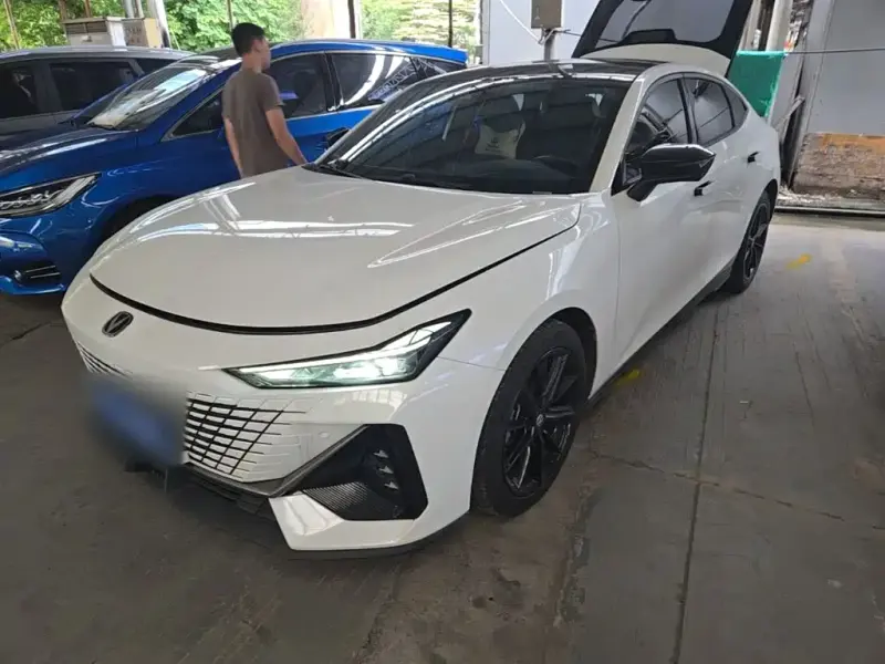 Changan UNI-V, 2024