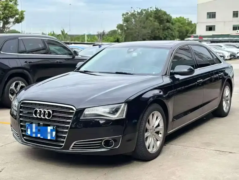 Audi A8, 2014