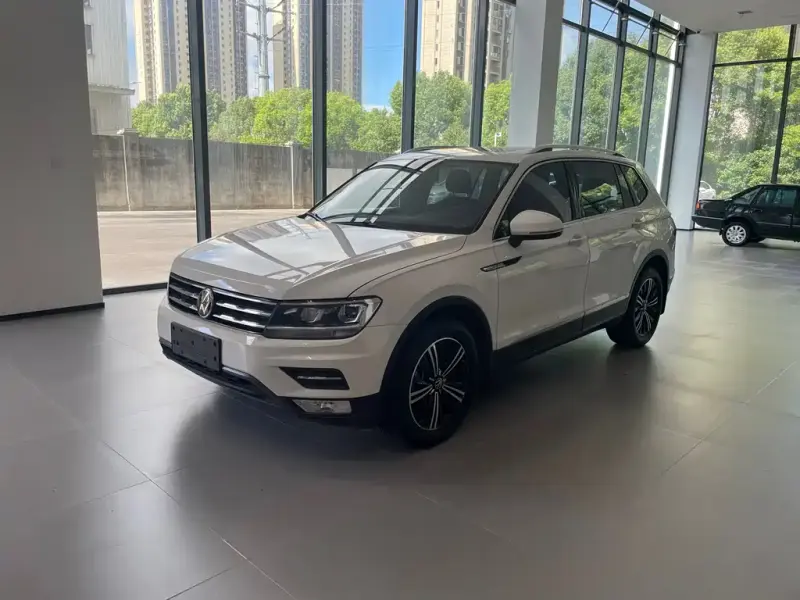 Volkswagen Tiguan L, 2021