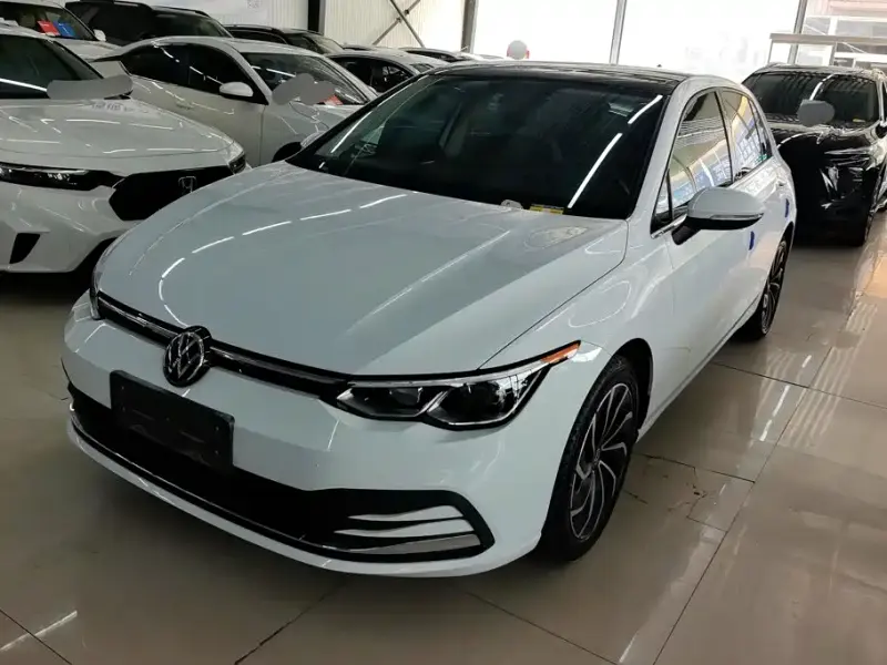 Volkswagen Golf, 2021