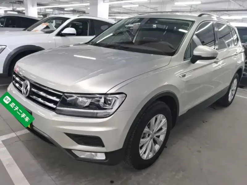 Volkswagen Tiguan L, 2018