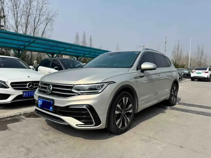 Volkswagen Tiguan L, 2022