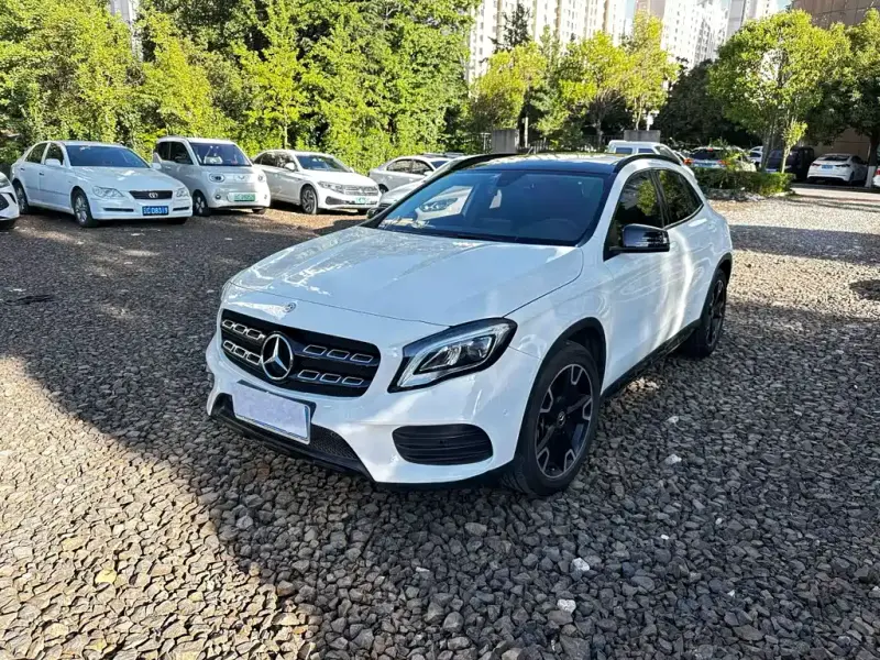 Mercedes-Benz GLA, 2019