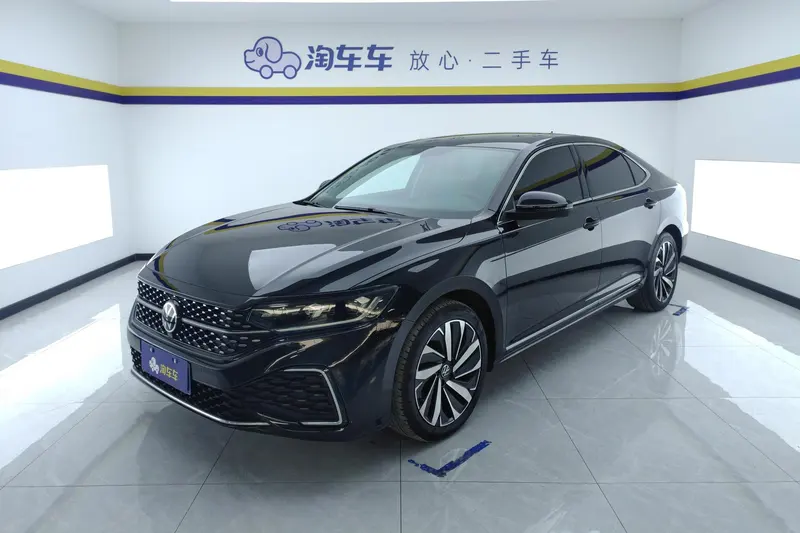 Volkswagen Passat, 2022