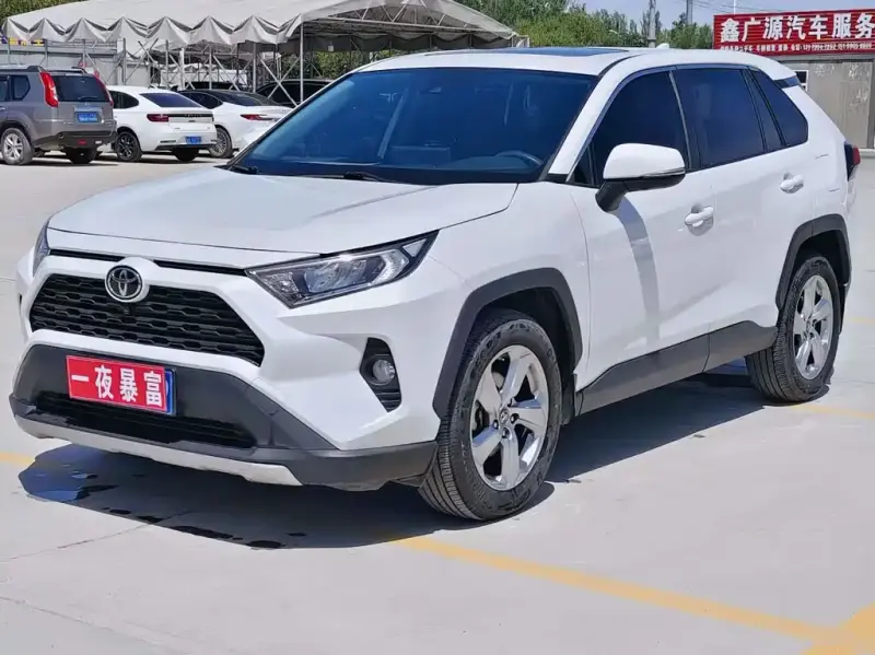 Toyota RAV4, 2022