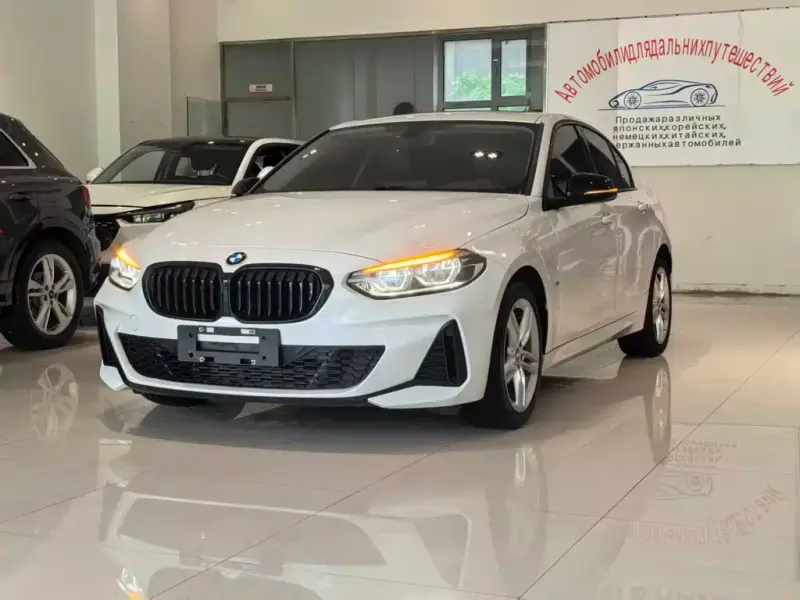 BMW 1 Series, 2023
