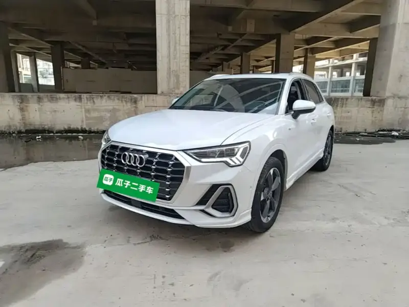 Audi Q3, 2021