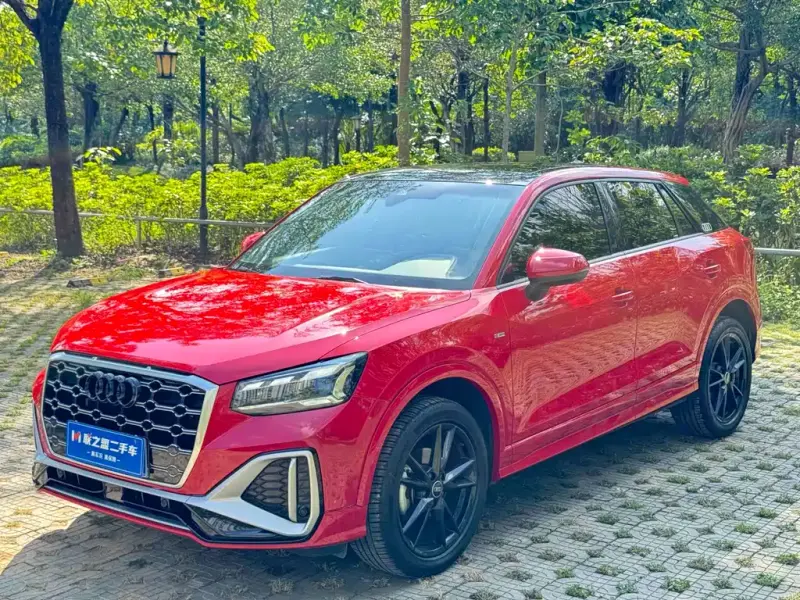 Audi Q2L, 2022