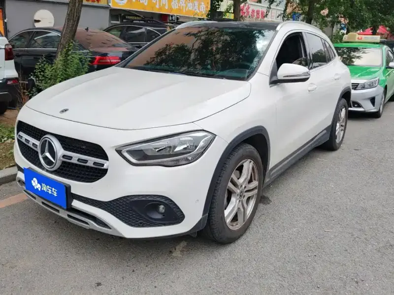 Mercedes-Benz GLA, 2022