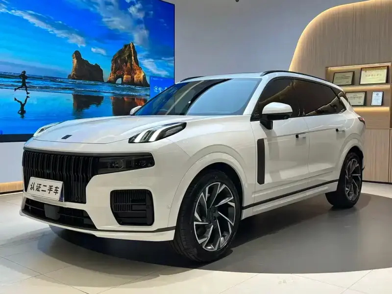 Lynk & Co 09, 2022