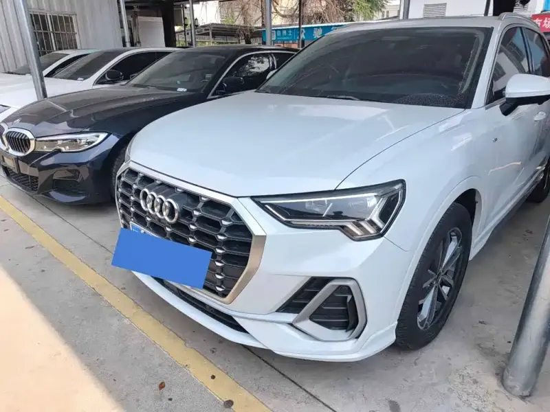Audi Q3, 2023