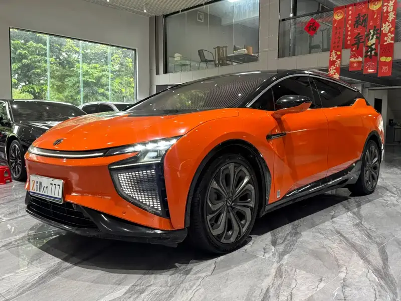 HiPhi X, 2021