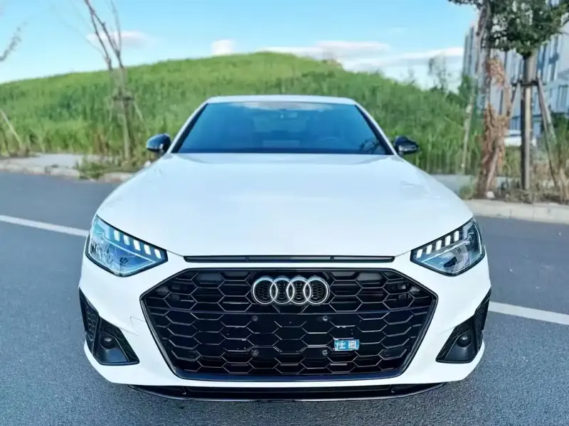Audi A4L, 2023