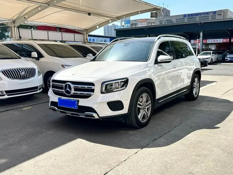 Mercedes-Benz GLB, 2022