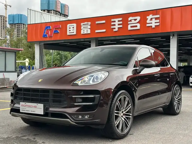 Porsche Macan, 2014