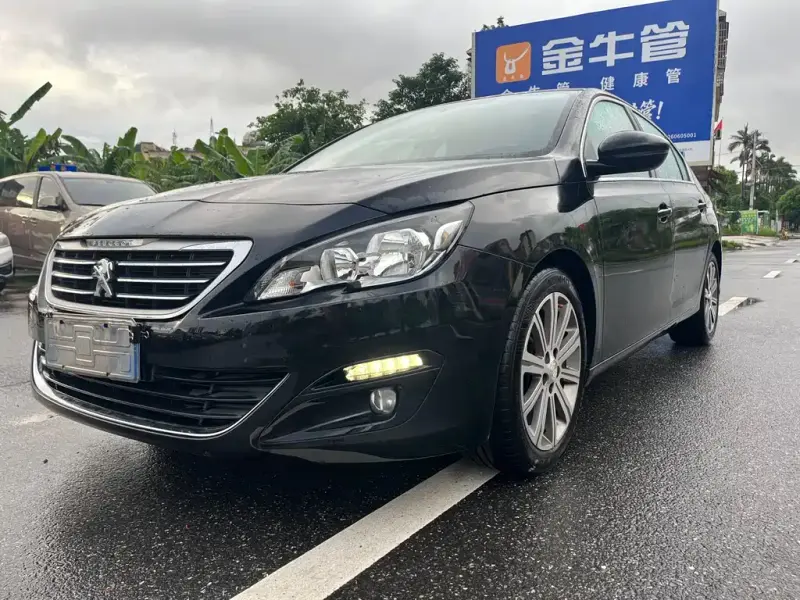 Peugeot 408, 2015
