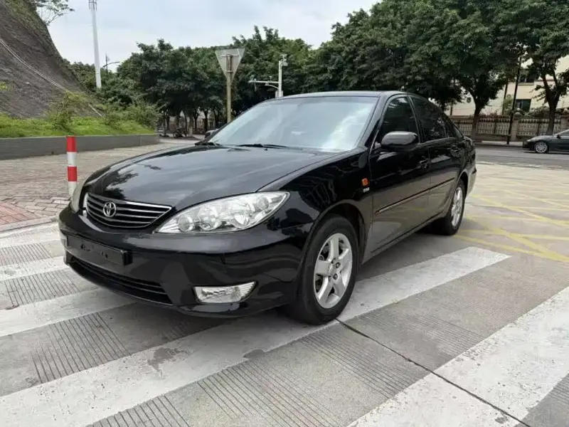Toyota Camry, 2005