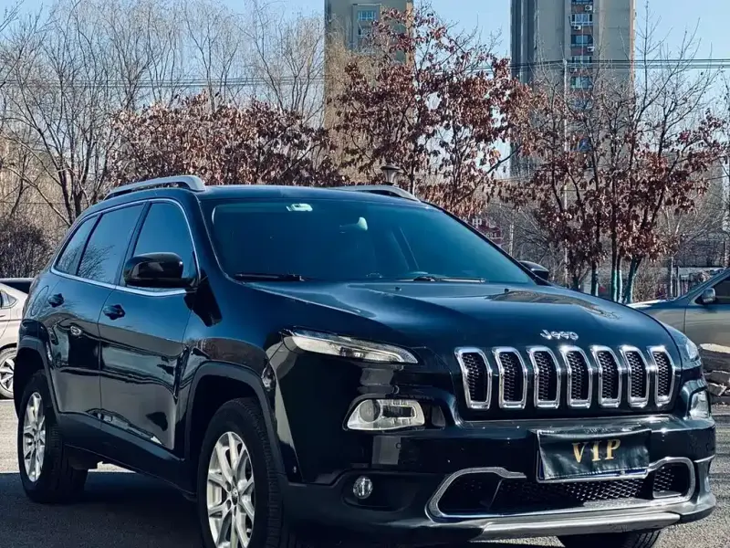 Jeep Cherokee, 2016