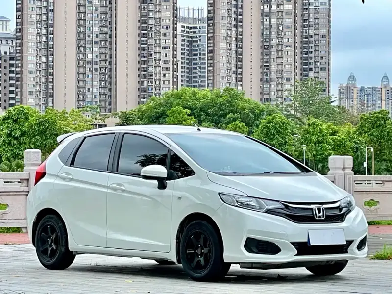 Honda Fit, 2015