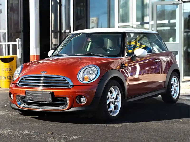 MINI Mini, 2012