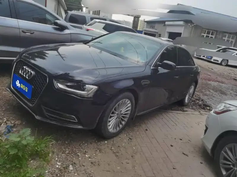 Audi A4L, 2013