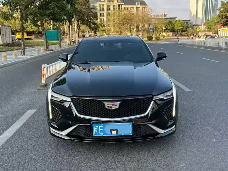 Cadillac CT4, 2021
