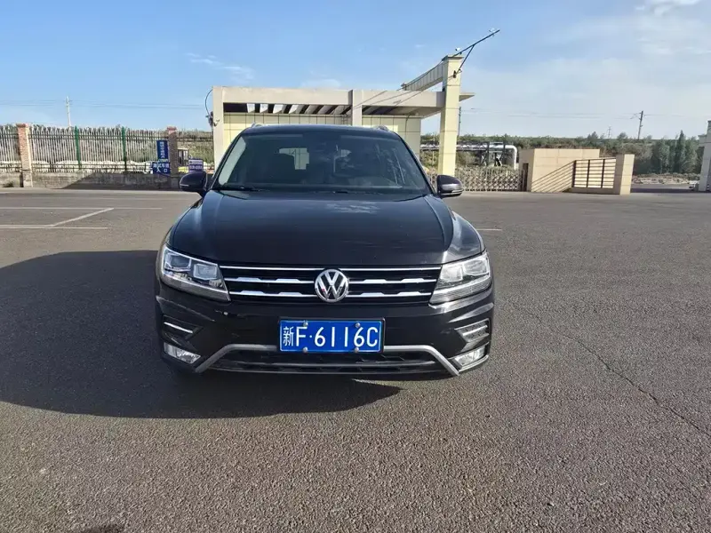 Volkswagen Tiguan L, 2021