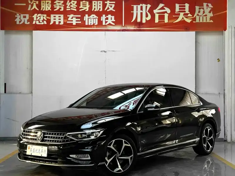 Volkswagen Magotan, 2023