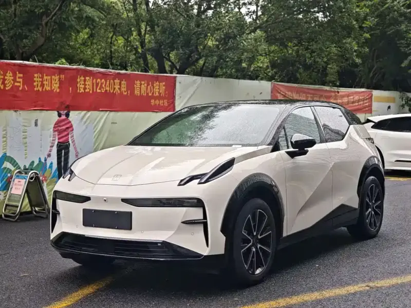 Zeekr X, 2024
