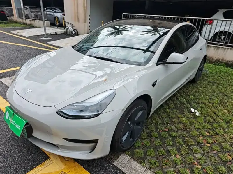 Tesla Model 3, 2023