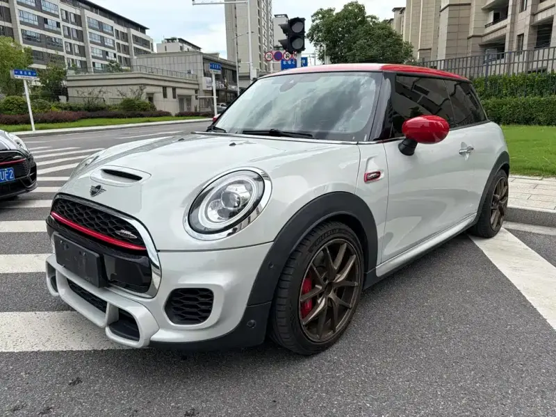 MINI JCW, 2020