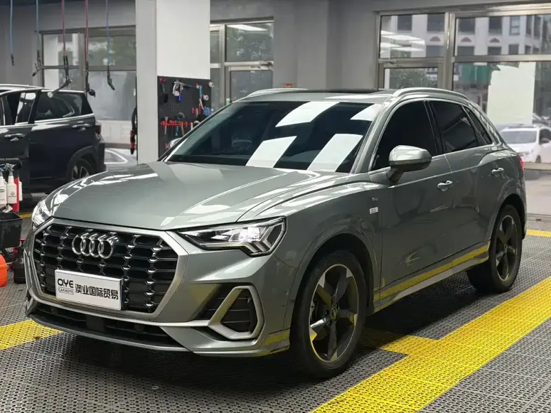 Audi Q3, 2022