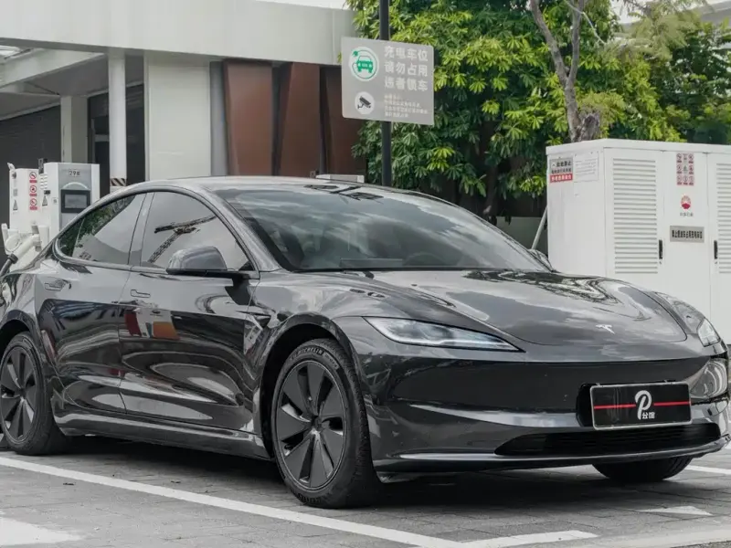 Tesla Model 3, 2024