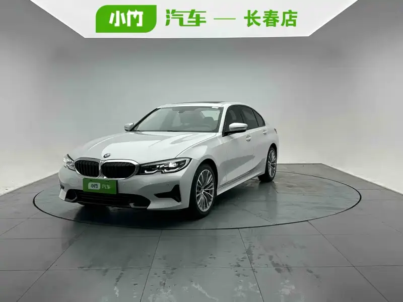 BMW 3 Series, 2022